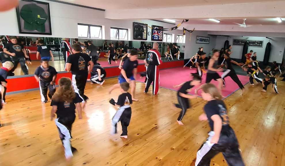 Kickboxing training emphasizing agility and coordination
